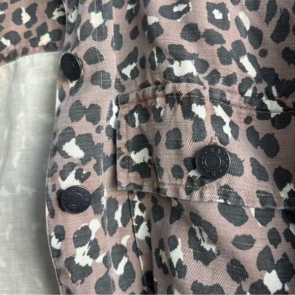 Rails Steffi Mountain Leopard-Print Cropped Button Up Jacket TencelLyocell Linen - Picture 6 of 12